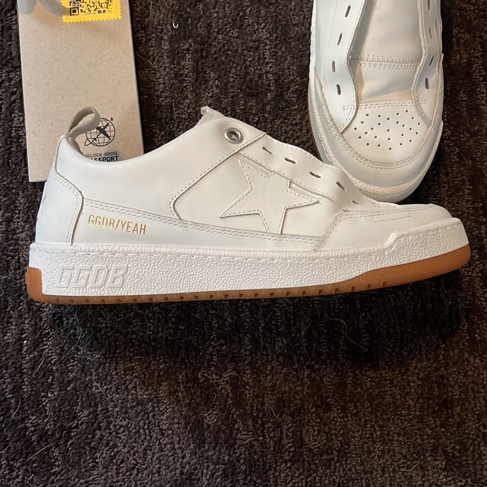 Golden Goose Yeah Sneakers. Never worn, comes with bag